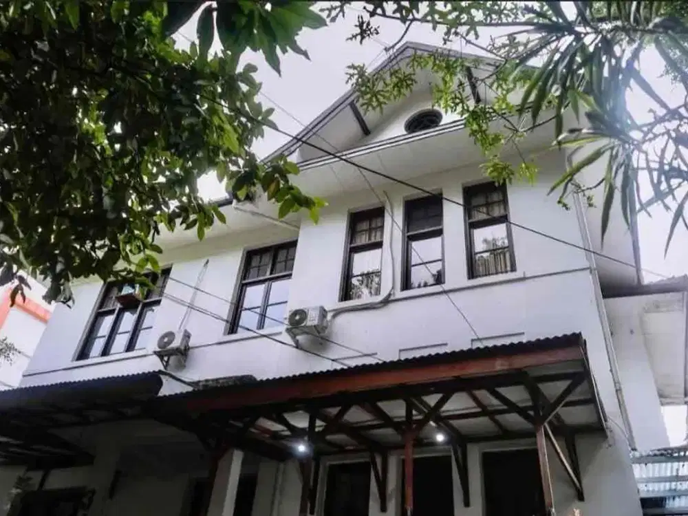 Dijaul Rumah Heritage Strategis cocok untuk cafe di sayap Dago bandung