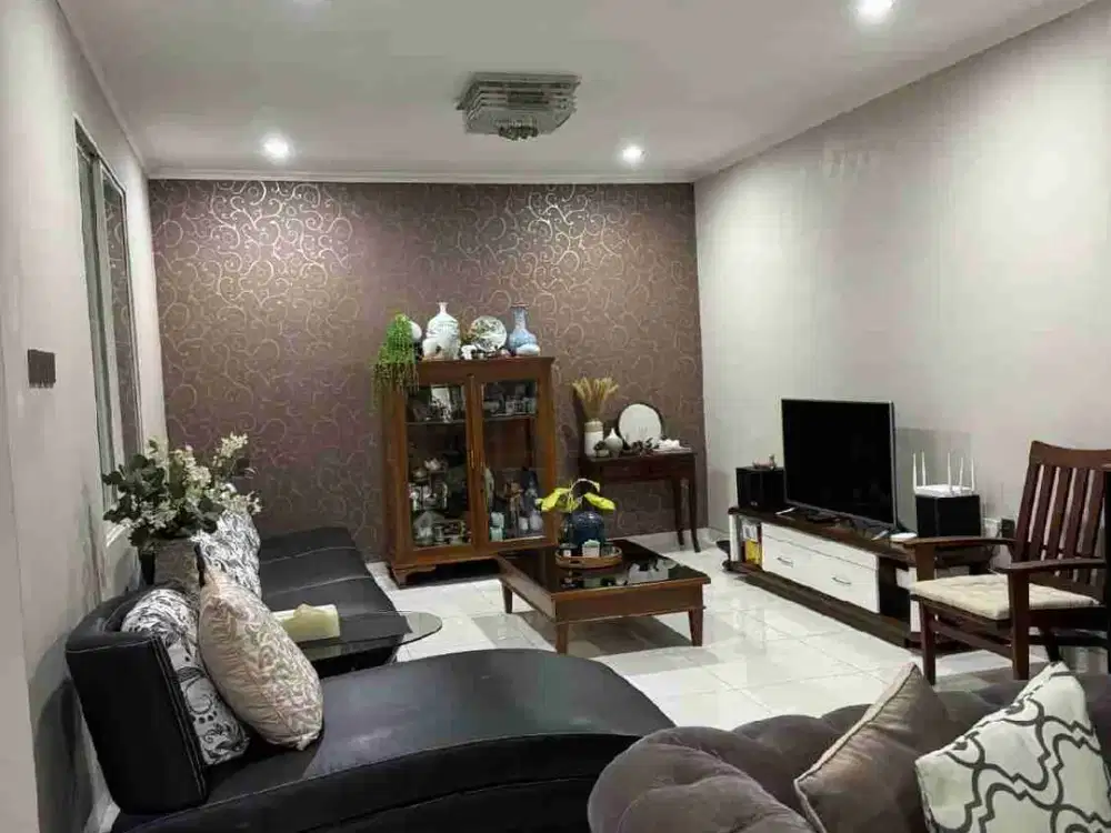 Rumah rapi terawat harga ramah