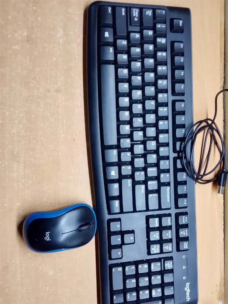 Keyboard dan Mouse logitech