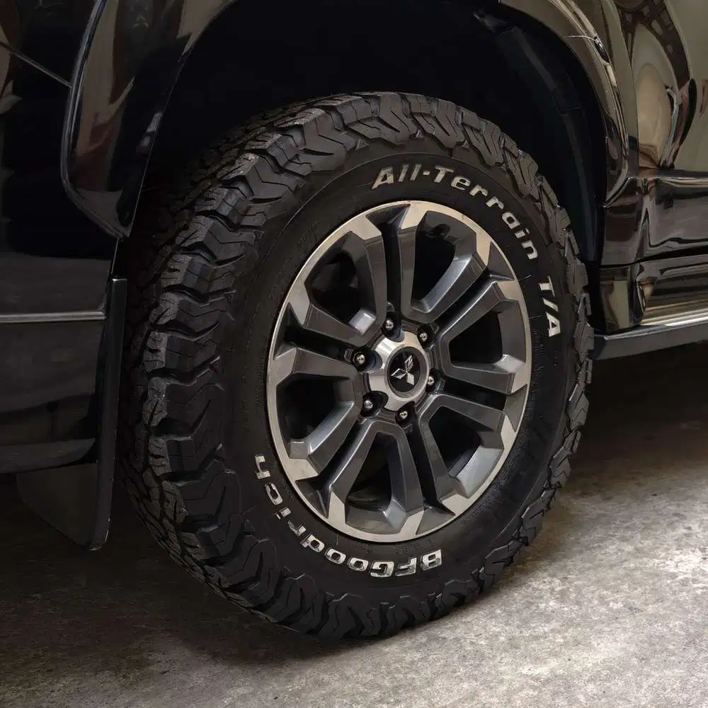 Mitsubishi Pajero Sport 2022 Hybrid
