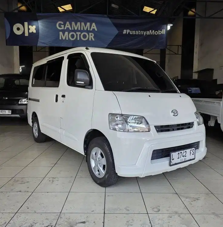 Gran Max D 1.5 Minibus AC PS Th2018 Putih Istimewa