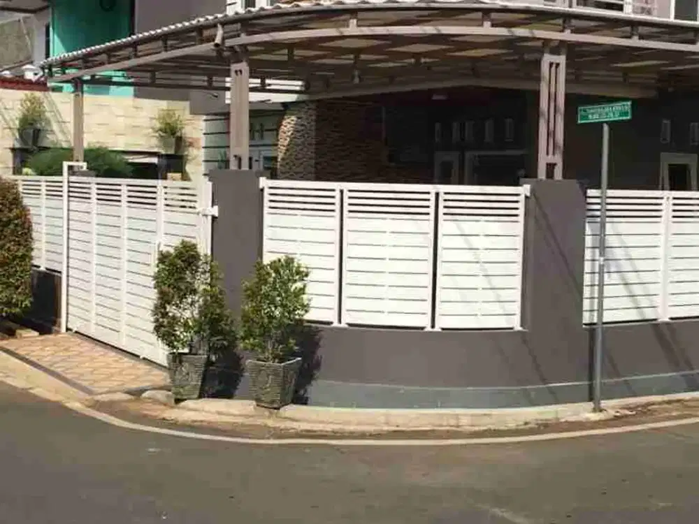 RUMAH BARU DI KOMPLEK TAMAN MALAKA - BUARAN - PONDOK KELAPA