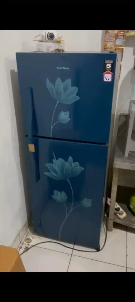 Jual kulkas, mau beli yg baru