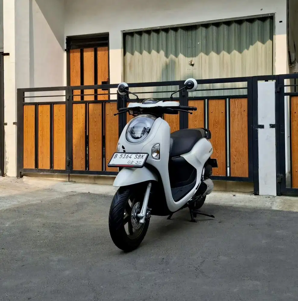 Honda Scoopy Prestige Keyless (Tipe Tertinggi) MULUSSS Surat Lengkap