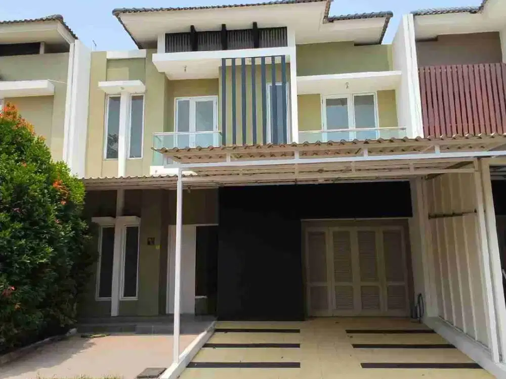 Disewa rumah di cluster San Lorenzo 2 lantai Gading Serpong