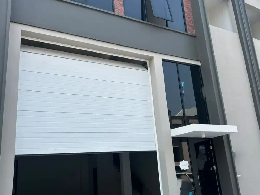 Sewa Gudang BIZPARK PIK2 Multiguna Ukuran 9x20 Luas Bangunan 201m2 Kondisi masih Baru Siap Pakai