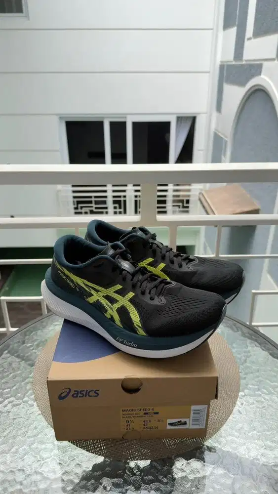 Asics Magic Speed 4