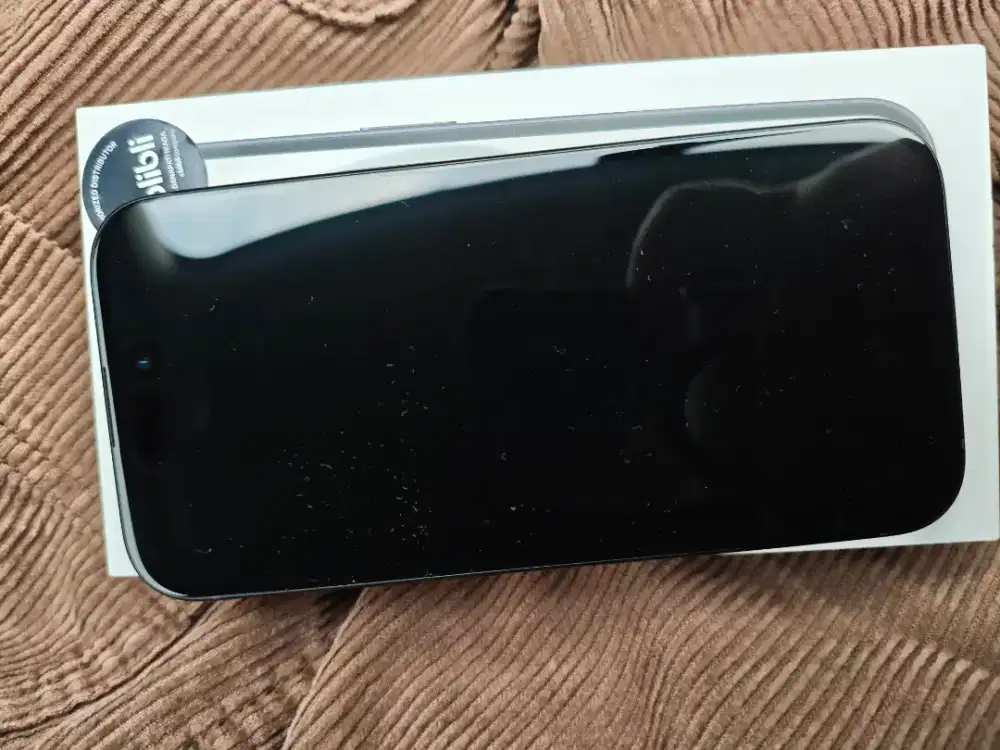 Iphone 15 128gb black. Garansi resmi
