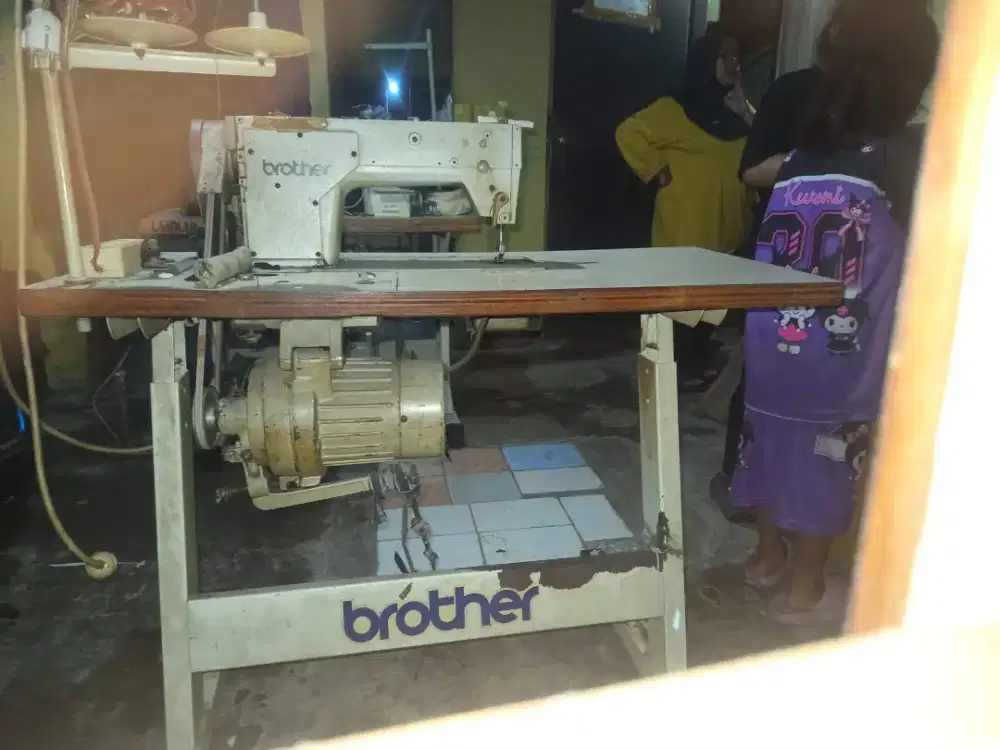 Mesin jahit Brother