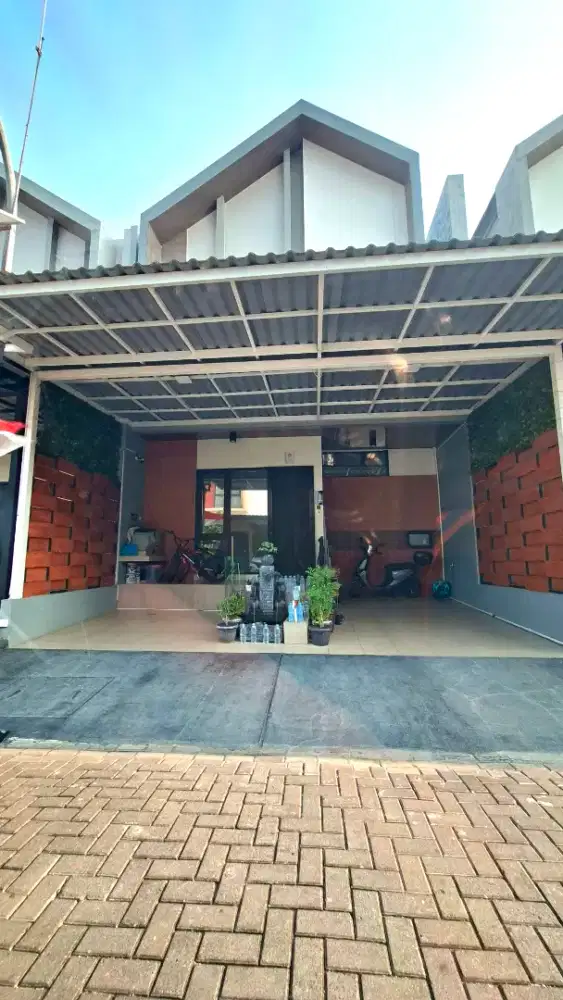 DIJUAL / DISEWAKAN RUMAH 2 LANTAI WOODCHESTER DELTAMAS