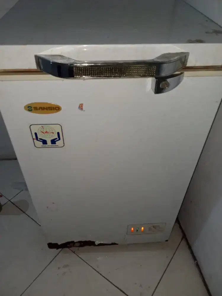 frezeer sansio 108liter