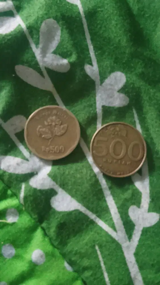 2buah koin kuno Indonesia bunga melati
