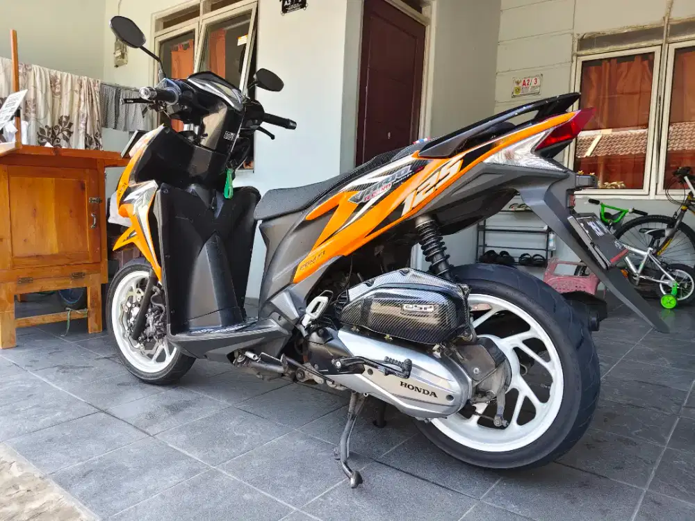 Vario 125 kzr oren