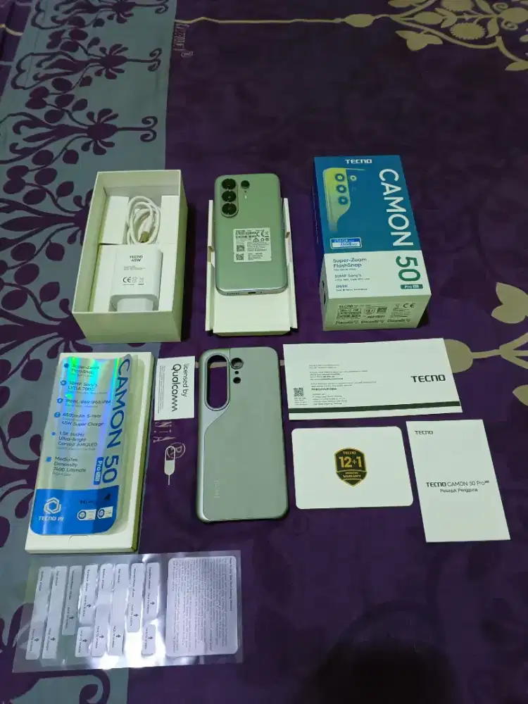 Tecno Camon 50 Pro 5G+ NFC RAM 12+12/256GB Fullset Garansi Aktif 2027