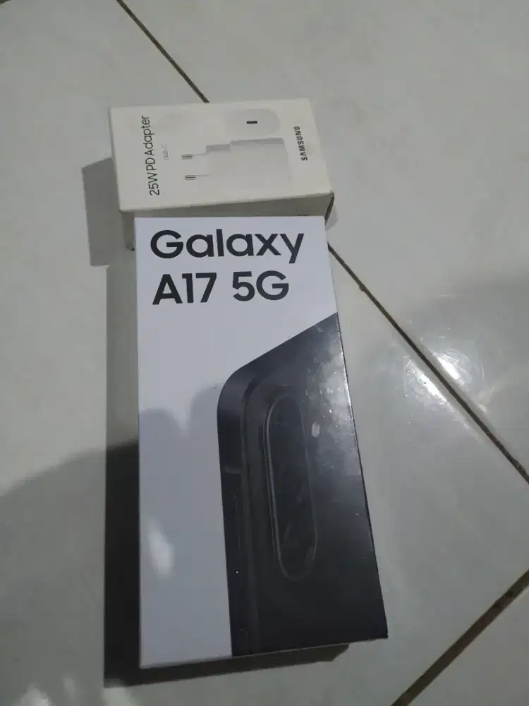 Samsung A17 5G 8/256 hitam