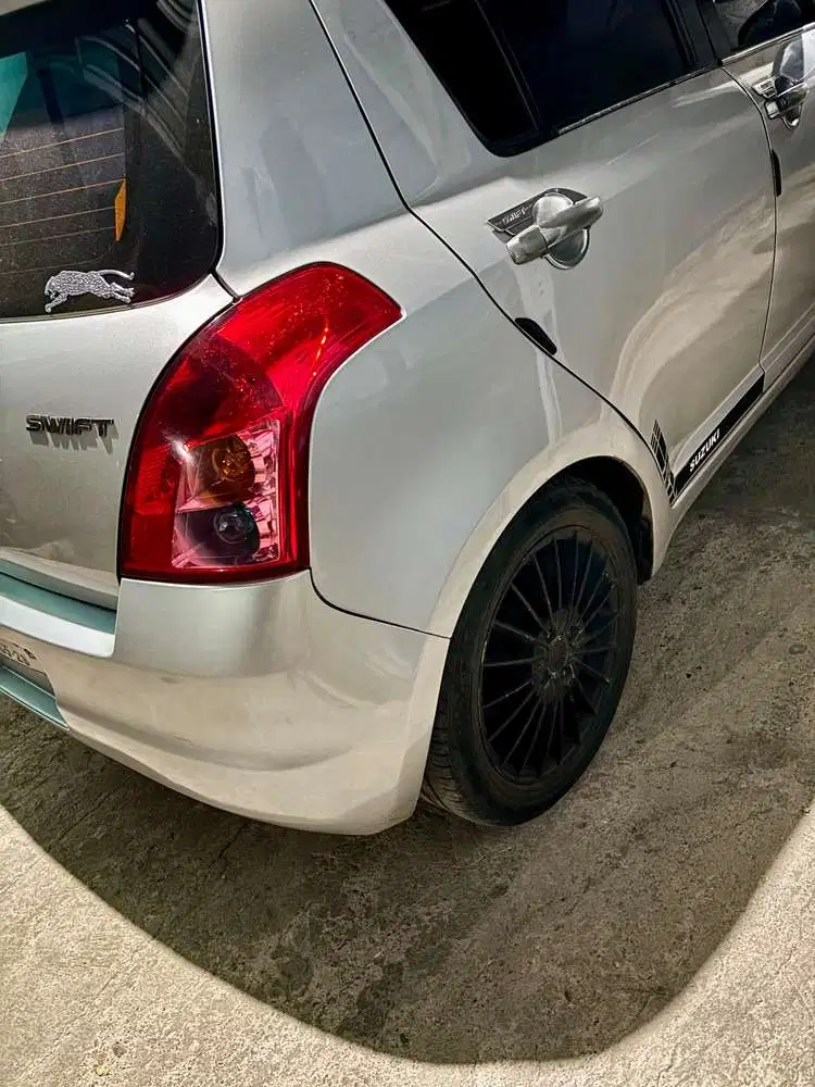 Suzuki Swift 2008 Bensin