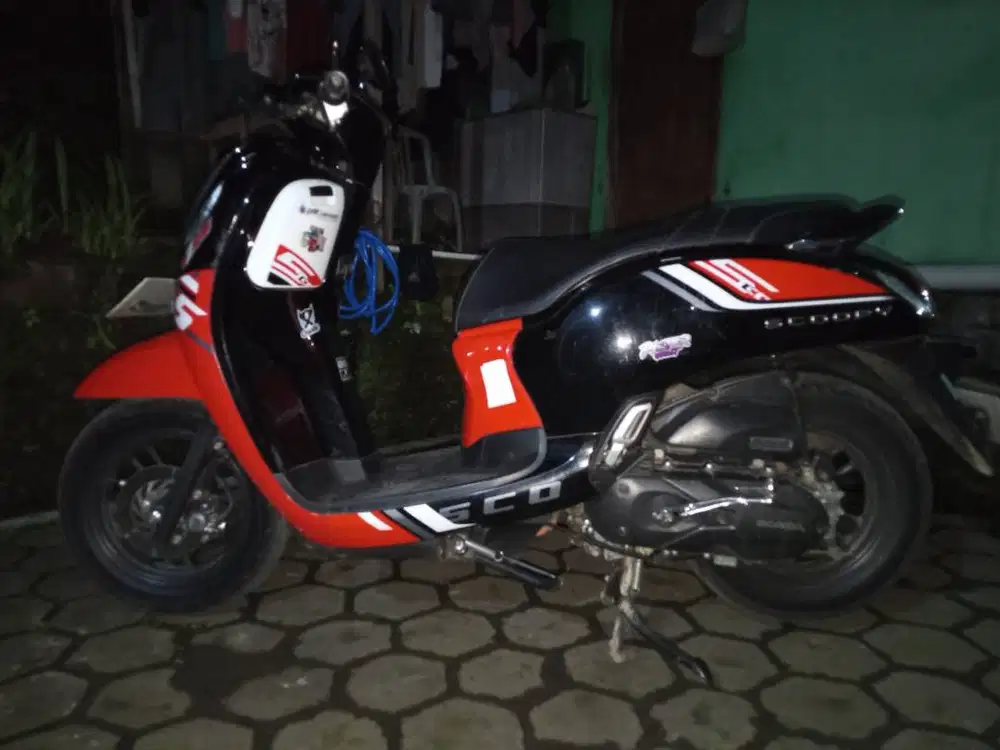 Dijual Scoopy 2023 tangan pertama ss komplit plat H pajek on