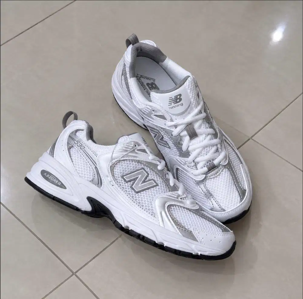 NEW BALANCE 530 WHITE SILVER METALIC