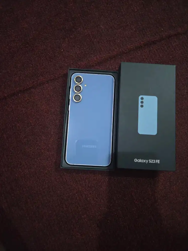Samsung Galaxy S23 Fe sein 8/256gb fullset ada bonus