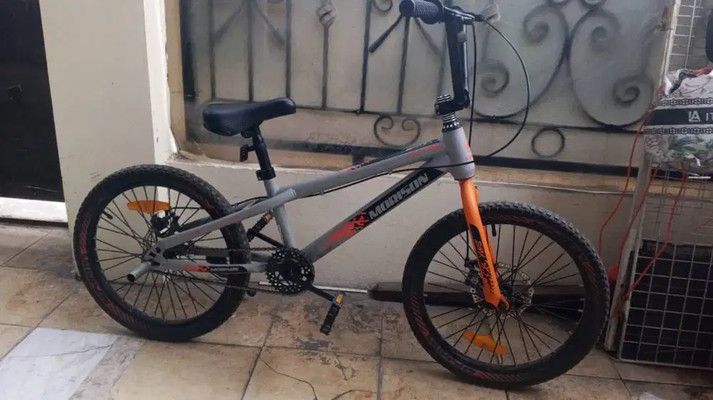 Sepeda BMX Morisson