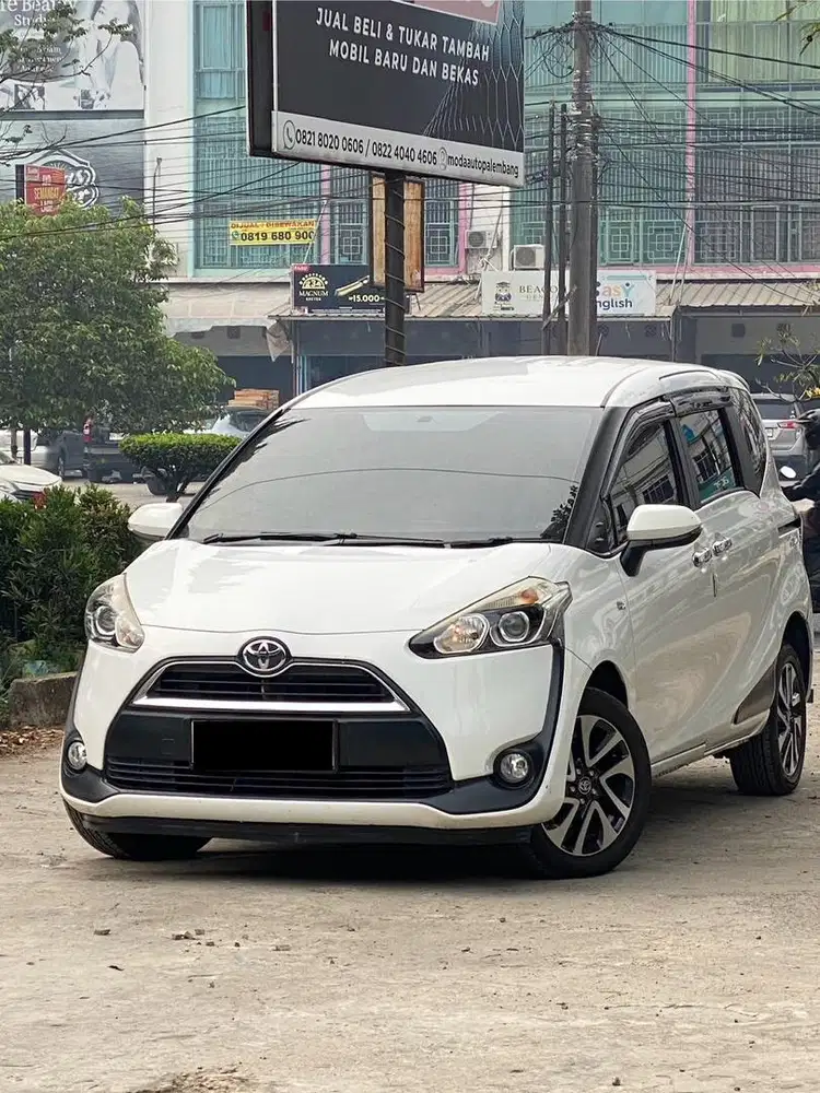 [DP 10jt] Toyota Sienta V Manual 2016 2017