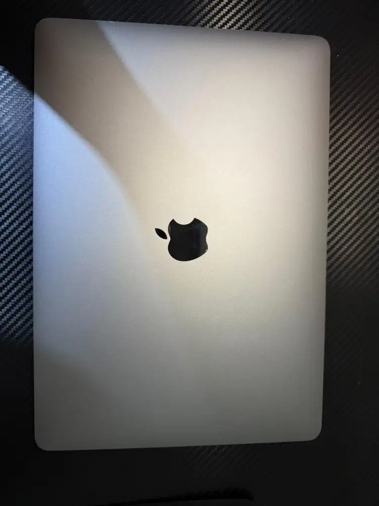 Macbook pro 2020 13 16/1tb core i7