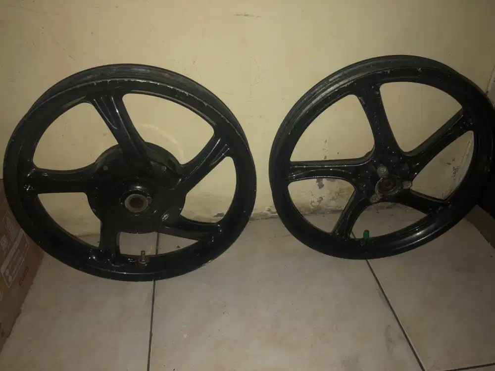 Velg original yamaha mio m3 125