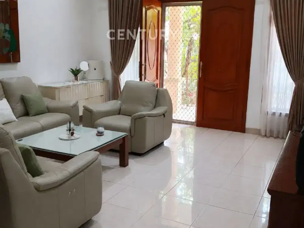 Rumah Bagus 2 Lantai Siap Huni Di Pulomas Barat S9941