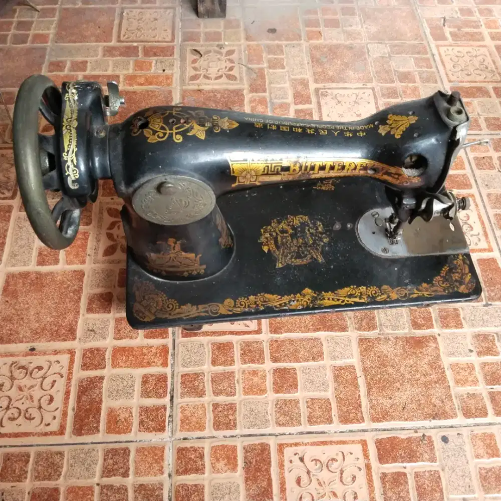 Jual Mesin jahit jadul merk Buterfly