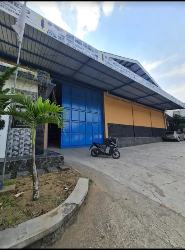 Dijual Cepat Bangunan Gudang 3000m SHM