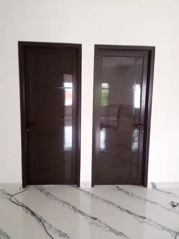 Pintu kusen aluminium