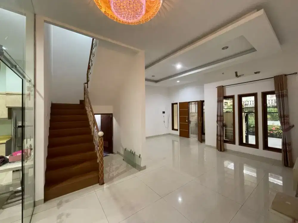 Dijual Rumah Kavling Polri Jelambar, Uk 7x15, KT 4, KM 4, 3.5lantai, SHM