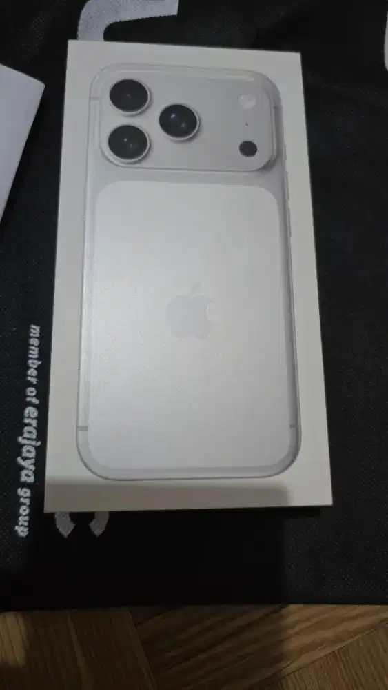 IPHONE 17 PRO 256GB SILVER IBOX  NEW BNIB