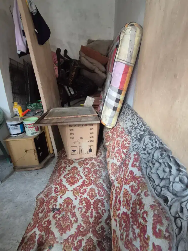 SOFA JADUL USIA 40 THN ADA 2 SOFA