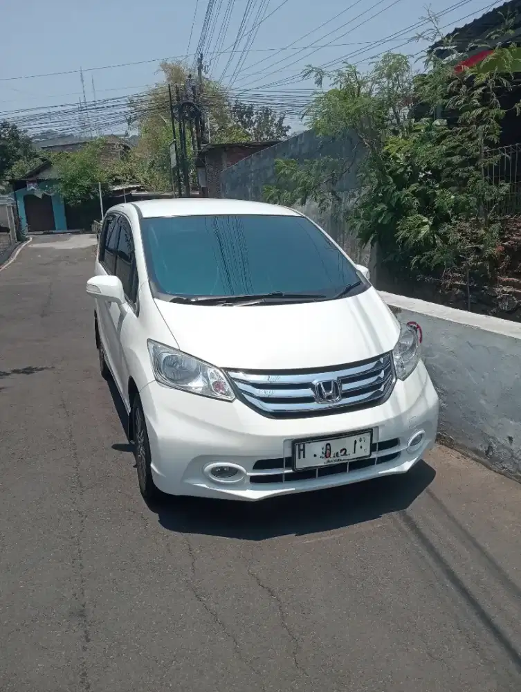 Honda Freed E PSD 2015 Istimewa
