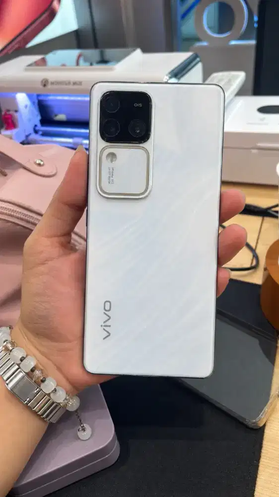 Vivo V30 8/256 Mulus