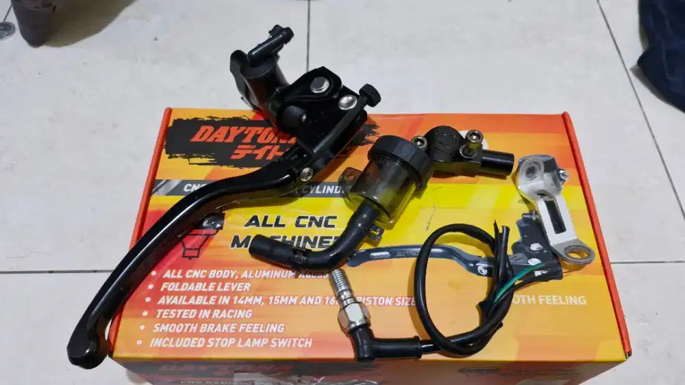 Master Rem Radial Daytona 17MM