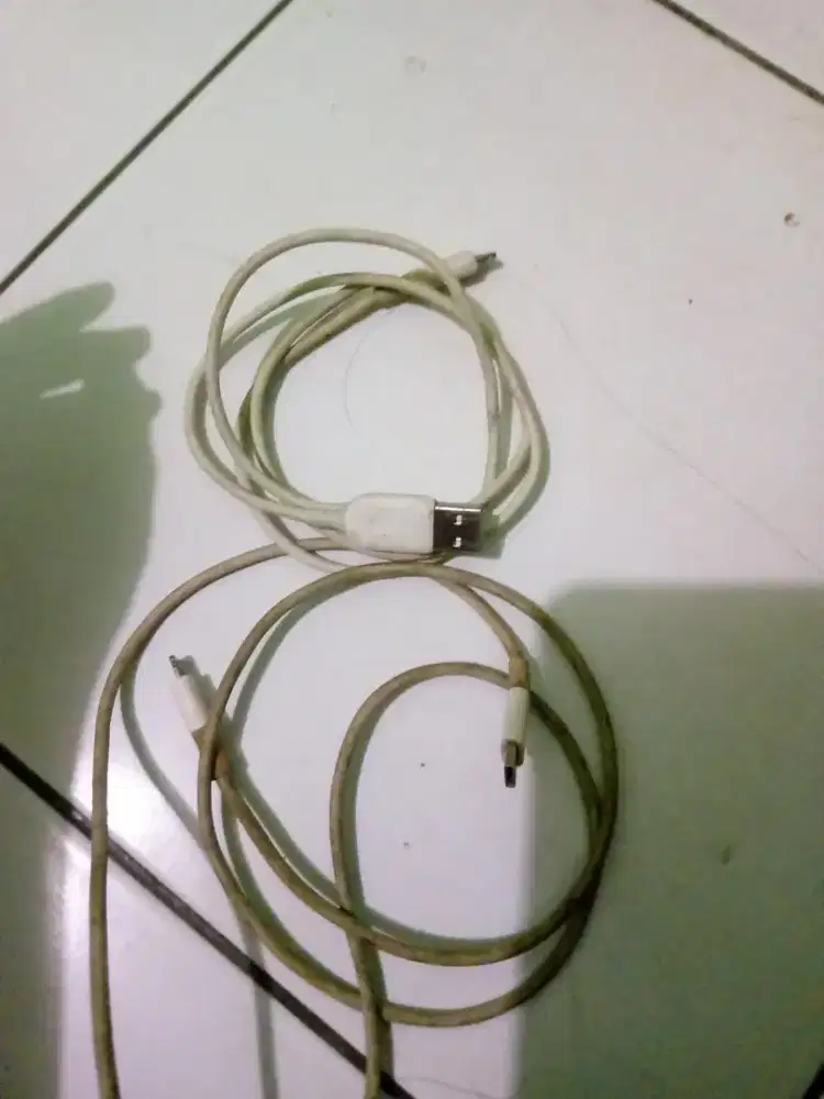 kabel data ip tipe c ligthing to L