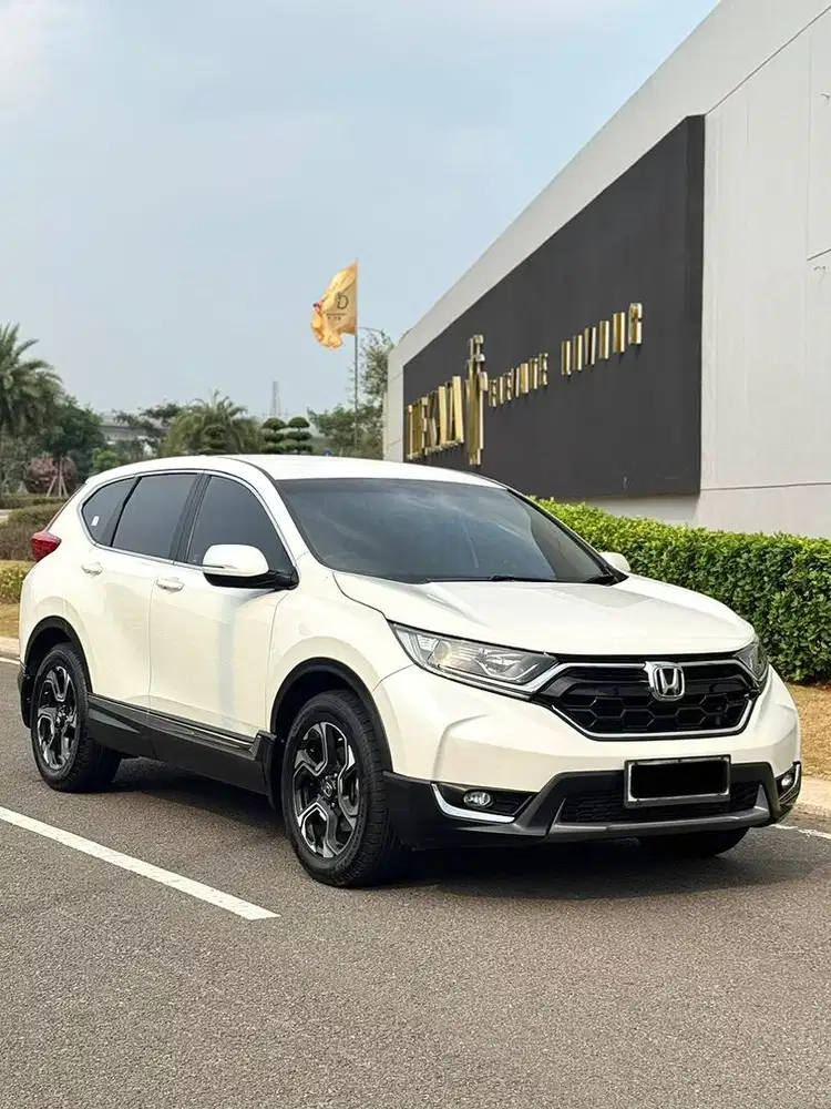 KM LOW ISTIMEWA! Honda CR-V 1.5 Turbo A/T 2019