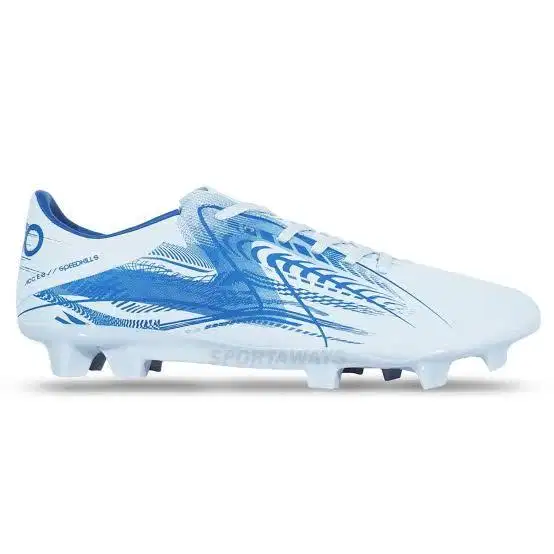 Sepatu bola Specs