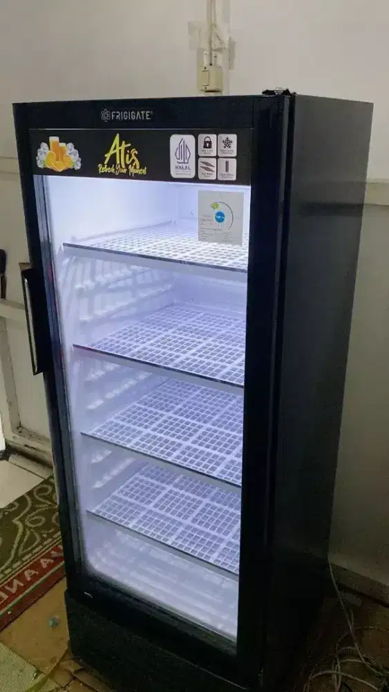 SHOWCASE FRIGIGATE 4 RAK