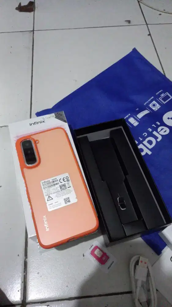 Infinix HOT 70 Nfc 8/128