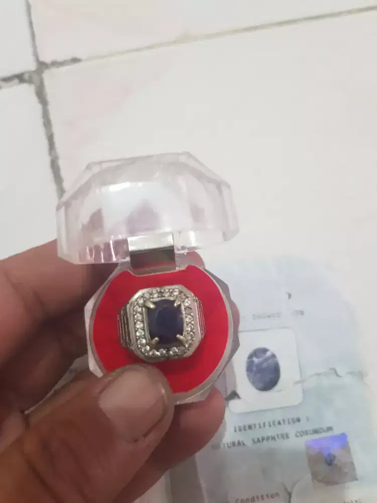 # DIJUAL BATU MULIA BLUE SAFIR ( RoyalBlue ) Ganteng