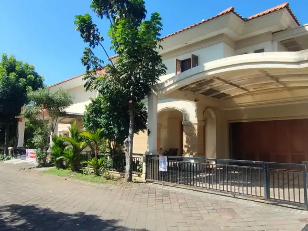 Lelang regency 21 Klampis surabyaya