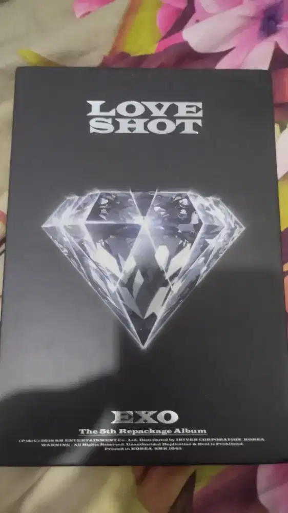 Jual Album EXO Love Shot (love version)
