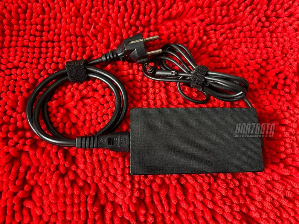 Charger Laptop Original ASUS 120 Watt Copotan