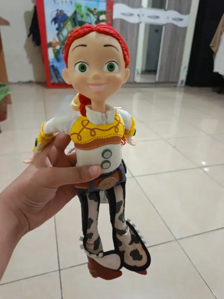 Mainan boneka jessie toy story