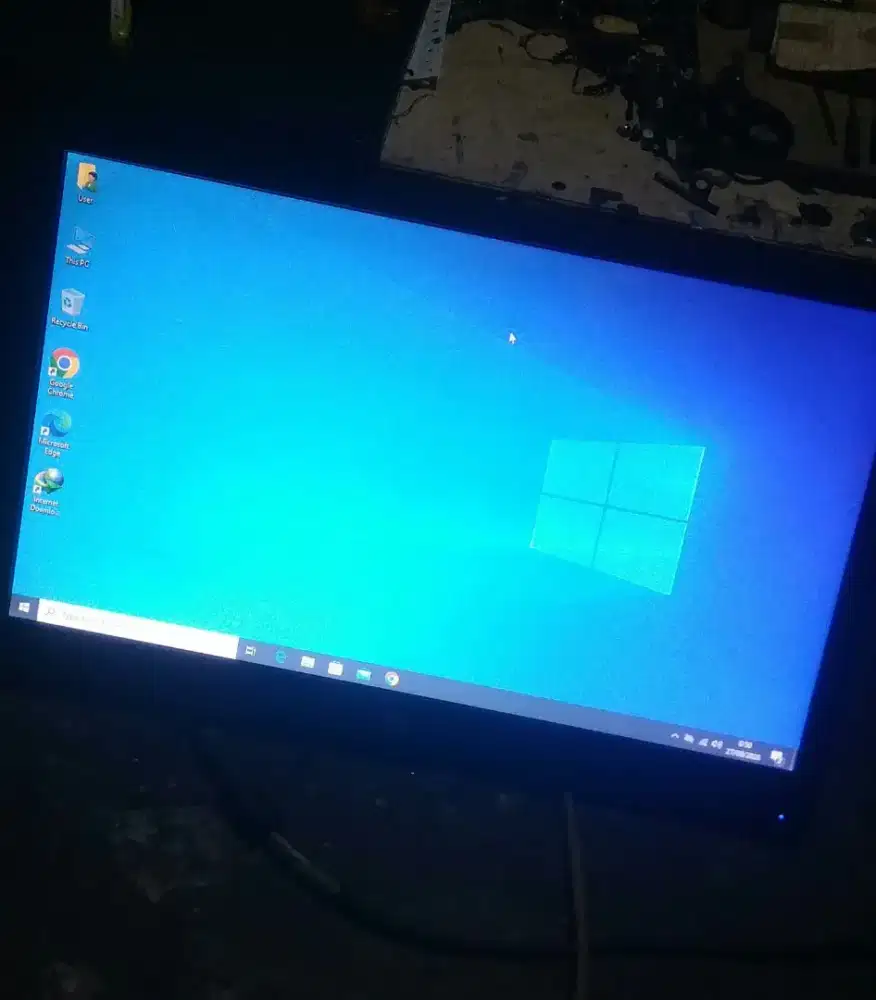 LED MONITOR 19' HP V194 WIDE JAKSEL