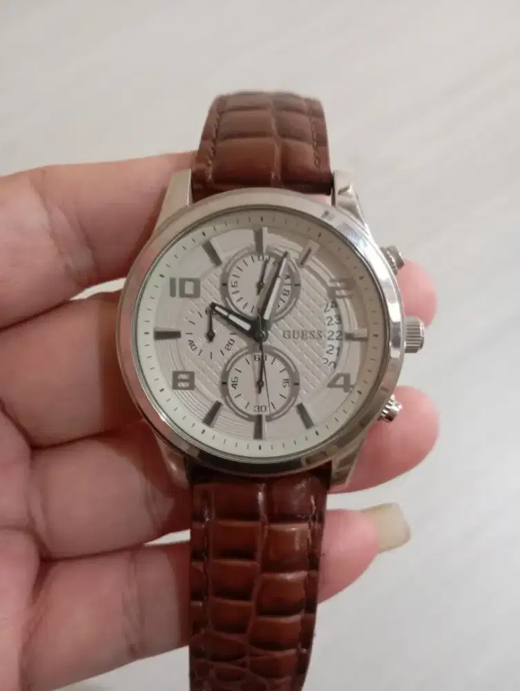Jam tangan guess