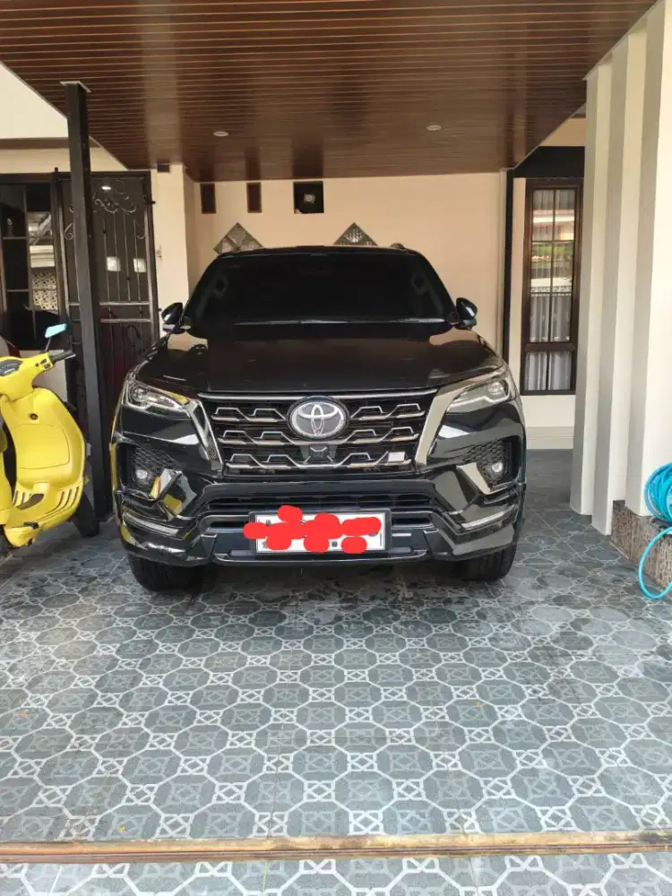 Jual santai Fortuner Diesel GR 2023
